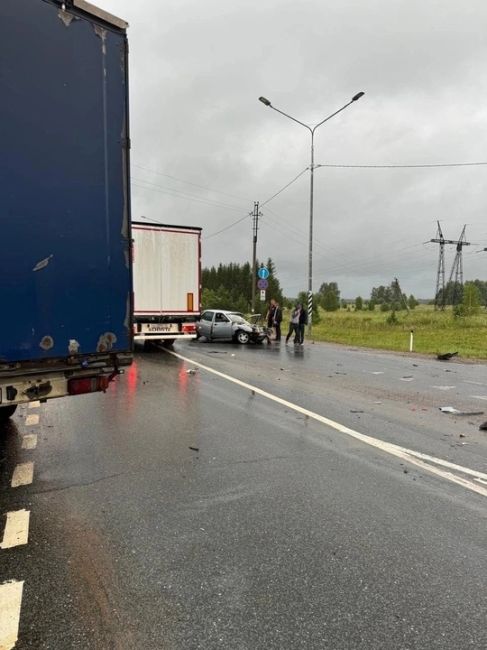 ‼️Вчера на трассе Пермь-Екатеринбург, возле отворота на Орду, произошло ДТП с участием четырёх автомобилей...