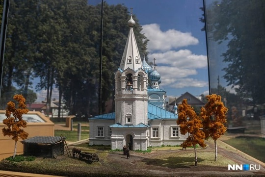 🌟Вы только посмотрите, какая красота! В городецком сквере им. А. В. Ворожейкина появились миниатюры церквей...