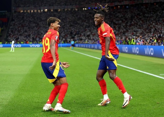 🗣️ Испания — чемпион Евро-2024

Сборная Испании обыграла сборную Англии со счетом..