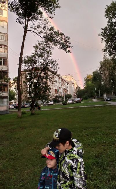 😍В небе над Уфой после дождя появилась радуга 
 
🌈Красивые снимки от наших подписчиков! 
 
А какая у вас..