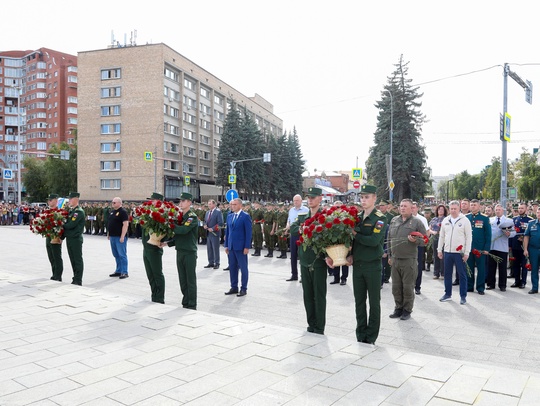 Нижегородские школьники отправились в Пензу на военно-патриотические сборы «Гвардеец» 
 
За 3 недели..