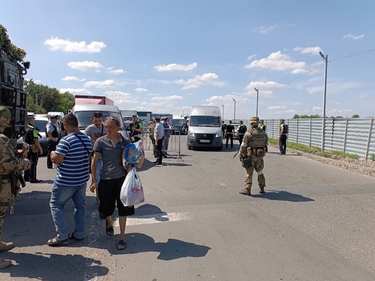 В Ростовской области прошел рейд на мигрантов.
Проверка прошла на территории оптово-розничного торгового..