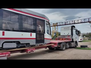 🚃 В Краснодар из Усть-Катава доставили девятый и десятый трамвайный вагоны

В Западном депо уже восемь..