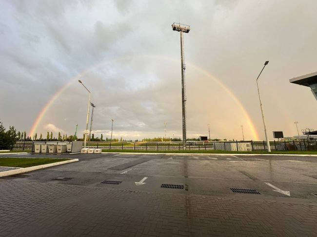 😍В небе над Уфой после дождя появилась радуга 
 
🌈Красивые снимки от наших подписчиков! 
 
А какая у вас..