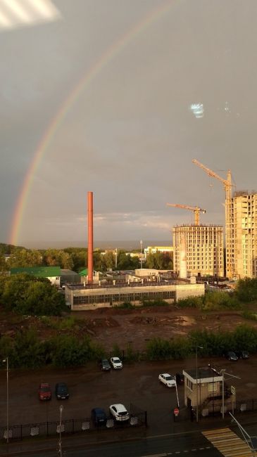 😍В небе над Уфой после дождя появилась радуга 
 
🌈Красивые снимки от наших подписчиков! 
 
А какая у вас..