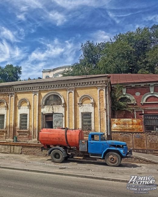 🌳 Парамоновские склады, июль..