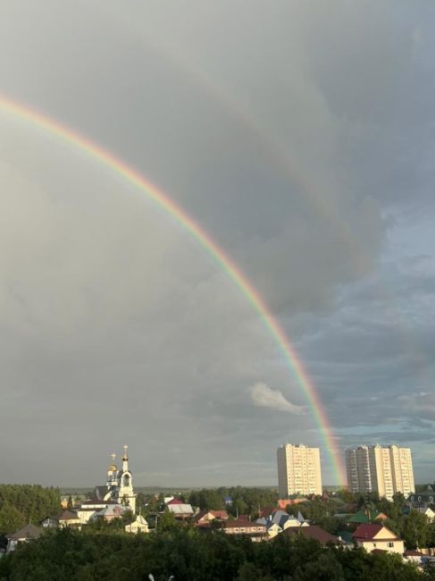 😍В небе над Уфой после дождя появилась радуга 
 
🌈Красивые снимки от наших подписчиков! 
 
А какая у вас..