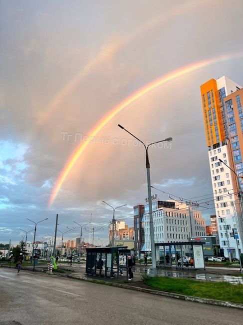 Какая красота 😍 Двойная радуга у ТРК..