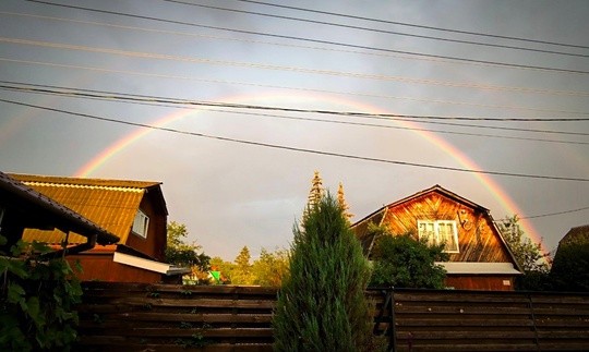 😍В небе над Уфой после дождя появилась радуга 
 
🌈Красивые снимки от наших подписчиков! 
 
А какая у вас..