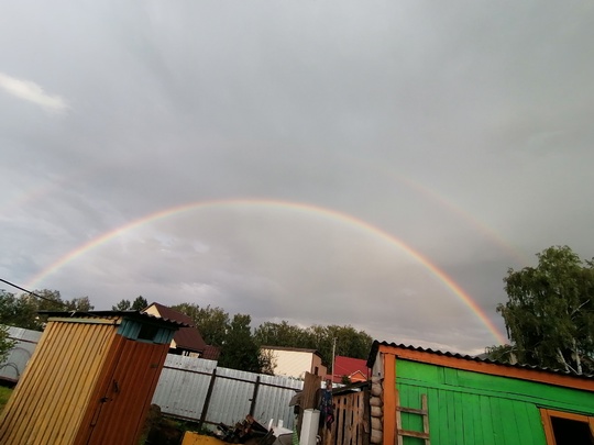 😍В небе над Уфой после дождя появилась радуга 
 
🌈Красивые снимки от наших подписчиков! 
 
А какая у вас..