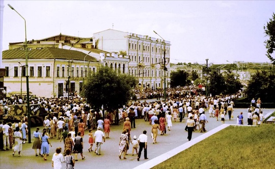 Ретроспектива. Омск. 1987 год. День..