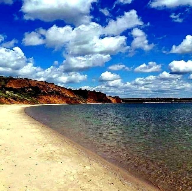 Цимлянское водохранилище иногда называют Волгоградским морем! И не зря… 🌊

Оно настолько огромное, что за..