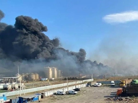 ⚠️ Голубев: причины пожара в Азове будут обязательно установлены 

Сейчас задача — ликвидировать..