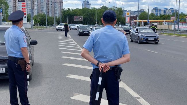 В Самарской области инспекторы ГИБДД усилят работу на дорогах 

Инспекторы усилят работу

С 13 по 15 сентября..