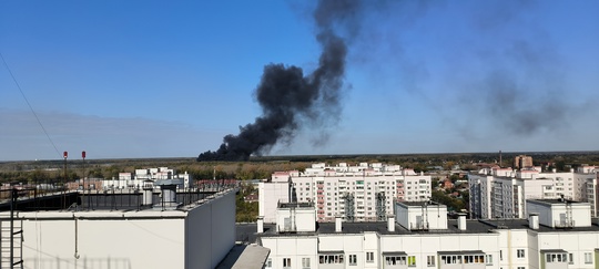 Что-то сильно горит в районе Пушкинского тракта🔥

Новости без цензуры (18+) в нашем телеграм-канале..