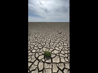 Видео/Текст: lentropina

Очень красивая локация на выходные
 не уезжая из Краснодара!

Самая настоящая пустыня на..