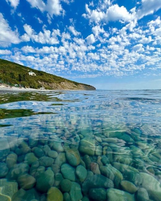 Осеннее Чёрное море 😍

Видео..