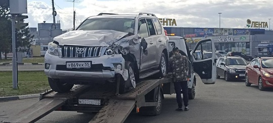 Переломы, черепно-мозговые травмы и ушибы: названы травмы пассажиров после аварии с маршруткой в Омске

Как..