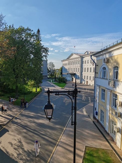 Просторы Кремля💙

фото От Натальи..