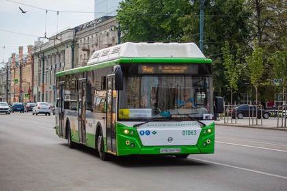 В дептрансе сообщили о нехватке водителей общественного транспорта в Новосибирске

Сегодня..