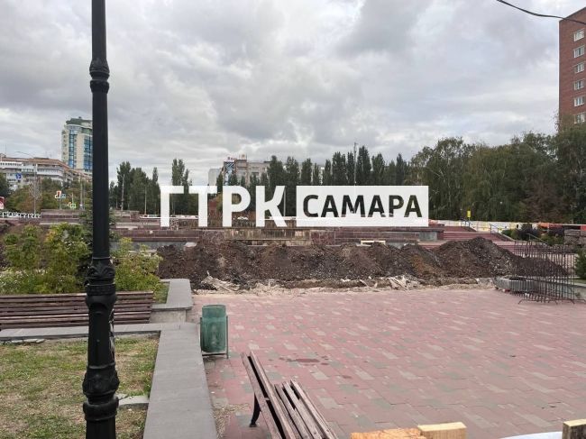 В Самаре закрыли доступ к фонтану на ул. Осипенко

Фоторепортаж с места работ

В Самаре перекрыли доступ к..