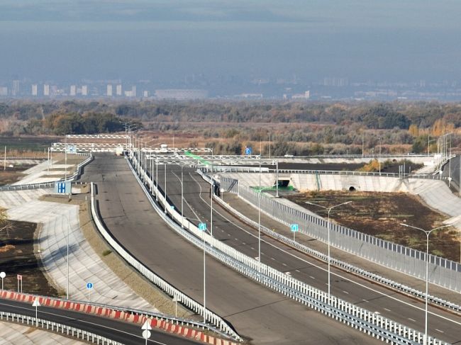 Ура! Движение по трассе через Волго-Ахтубинскую пойму запустят до конца 2024 года! Первый этап третьего..