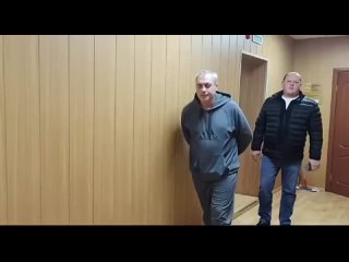 В Наро-Фоминском городском округе 45-летний мужчина ночью в поле застрелил 34-летнего местного жителя.

По его..