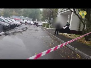 Взорвавшийся автомобиль принадлежит бизнесмену Виктору Мишачеву. Он владеет сетью баров и ресторанов в..