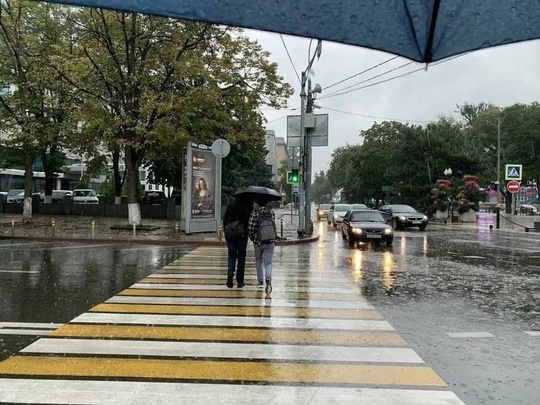 🌧Штормовое предупреждение из-за непогоды объявлено в Краснодарском крае
 
13 и 14 октября местами в крае и в г...