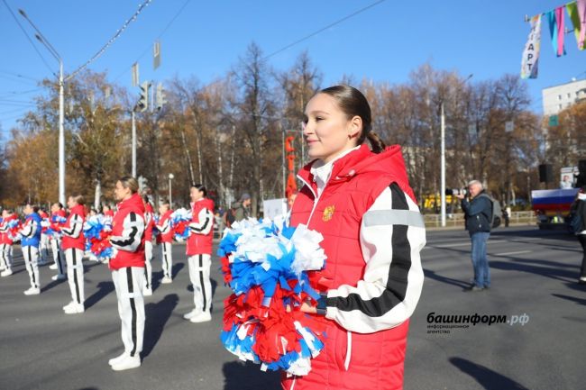 👏Всероссийский день ходьбы в Уфе привлек тысячи человек 
 
В Уфе состоялся Всероссийский день ходьбы,..