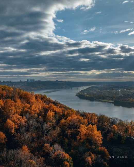 Парк «Швейцария» в осенней красе🍁 
 
Фото: Игорь..