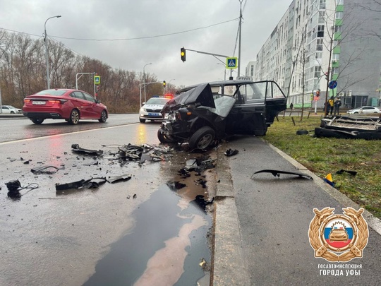 😱Массовое ДТП в Уфе: "Семерка" на бешеной скорости влетела в грузовик - Видео

Сегодня около 14:30 дня 20-летний..