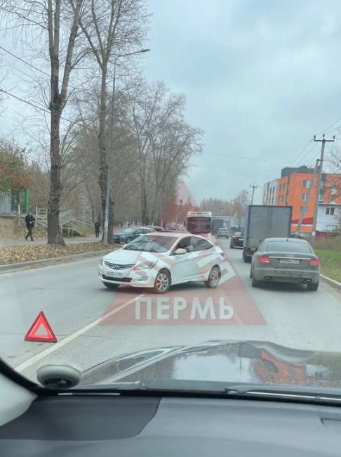 От подписчиков 

ДТП на ул. Свиязева в сторону Планеты. Будьте внимательны 

Полпишись 👉🏻 [club69295870|ЧП ДТП..