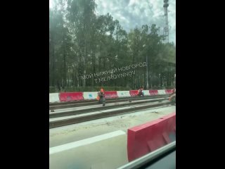 🚧Нижегородцы страдают в пробках на улице Белинского.
Тем временем дорожные..