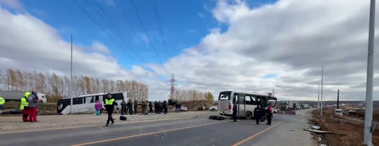 На трассе М7 под Мензелинском столкнулись два автобуса. 

По предварительным данным, автобус «КамАЗ», в..