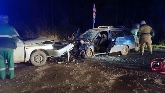 В Нытвенском округе вчера вечером произошла смертельная авария 

Водитель ВАЗ-2111 под знаком «опасный..