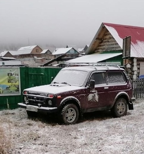 ❄ В районах Башкирии выпадает снег 
 
Зима «пришла» в деревню Байсакалово у подножья горы Иремель. 
 
📣«Вчера..