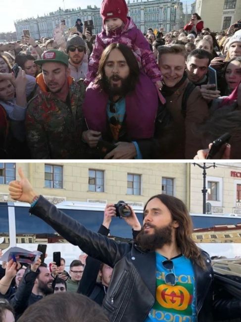 Лидер американской группы 30 Seconds To Mars Джаред Лето поёт с петербуржцами на Дворцовой площади, 26 апреля 2018 года...