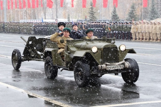 Кадры с Парада Памяти в..