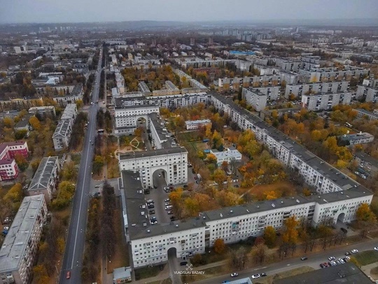 🏢 Бусыгинский дом на Автозаводе вошел в десятку самых длинных зданий в России

Дом занял четвертое место в..