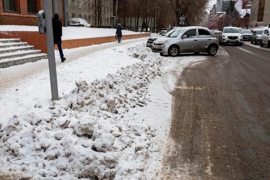 В Омске для уборки снега начали применять особые технологии сообщили в, Администрации города..