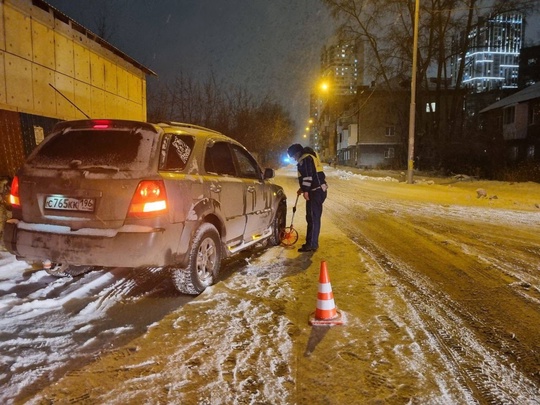 В Пионерском насмерть сбили 6-летнего мальчика

Инцидент произошел около 17 часов напротив дома №12 по улице..