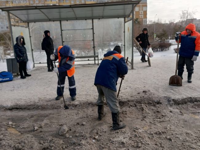 Вопрос к городским властям, к коммунальным службам и просто к ответственным лицам. Я не могу понять, вам всë..