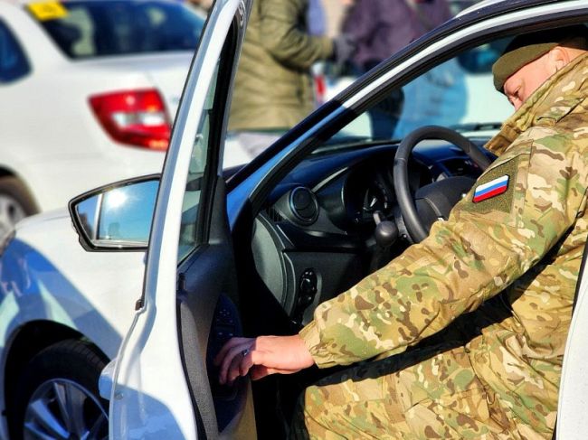 В Волгограде ветеранам боевых действий были торжественно вручены ещё 30 новых автомобилей LADA GRANTA с ручным..