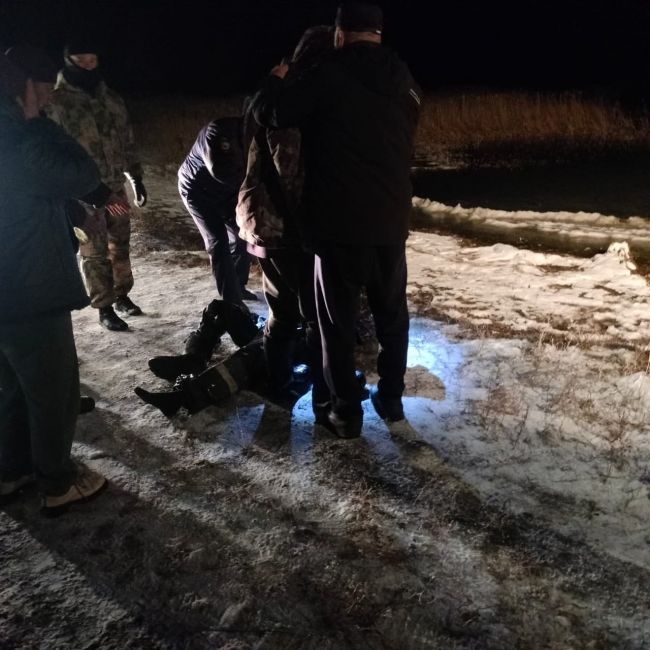 Уплыл и не вернулся 

Тело пропавшего рыбака обнаружили на озере Чаны в Новосибирской области. 

5 ноября..