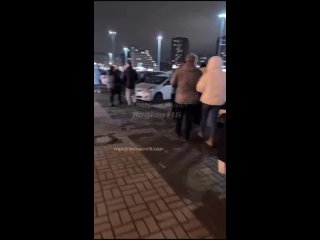 ❗В Парк Хаусе снова эвакуация! Приехала пожарная служба. 

По словам очевидцев, все киносеансы на сегодня..