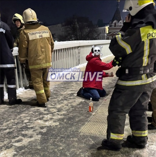 В центре Омска спасли мужчину, который собирался покончить с собой

Всё произошло сегодня вечером на..