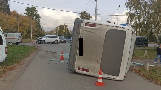 Омичка пойдет под суд после ДТП с опрокинувшейся маршруткой

В Омске 46-летнюю женщину обвиняют в нарушении..