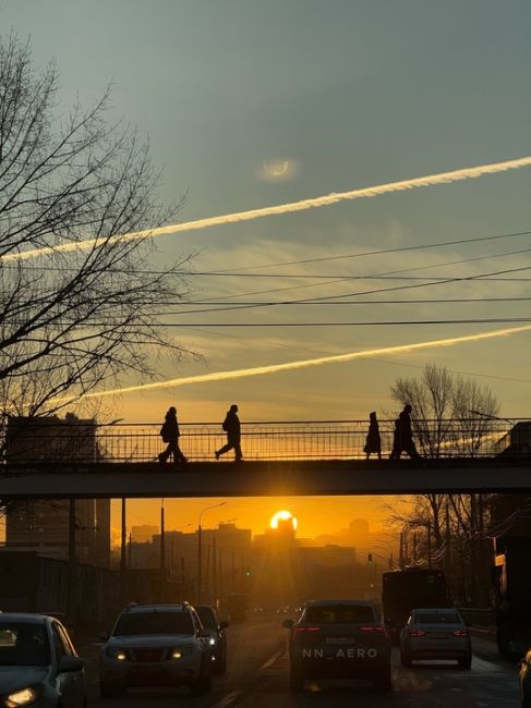 утренний свет в нескольких фото. 
Солнца уже не..