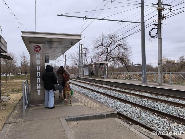 Линия волгоградской «подземки» обзаводится новыми стеклянными павильонами! 🚏🚃

⭐️ В Волгограде почти на..